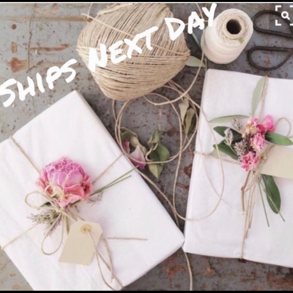 💕SALE💕 NWT Fitbit Flex Accessory Bands - Picture 3 of 4